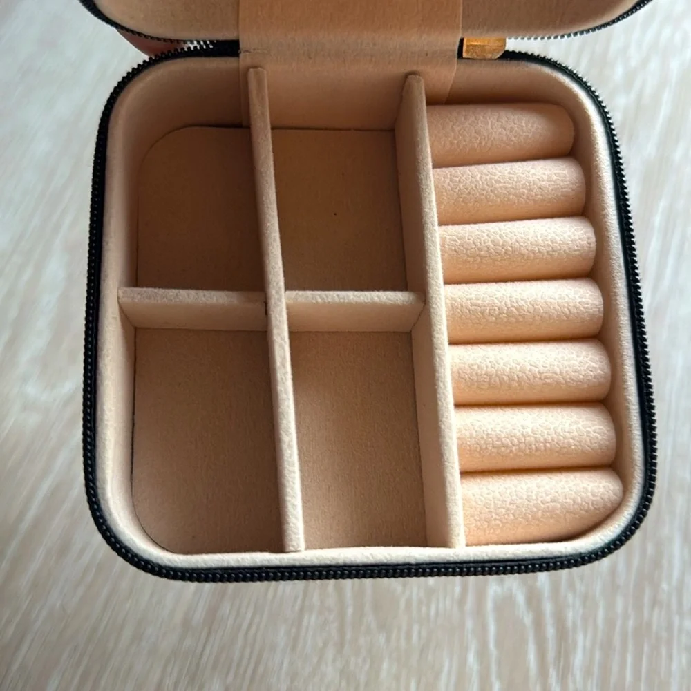 N/A compact zip